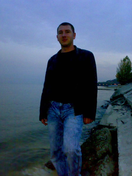 Владимир Махиня