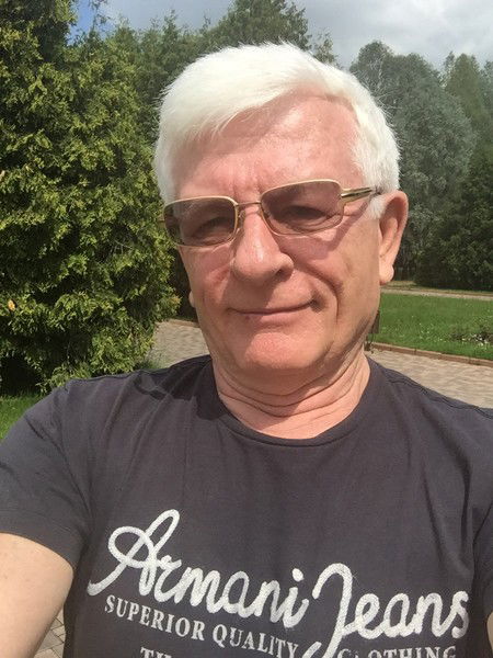 Владимир Харитонов