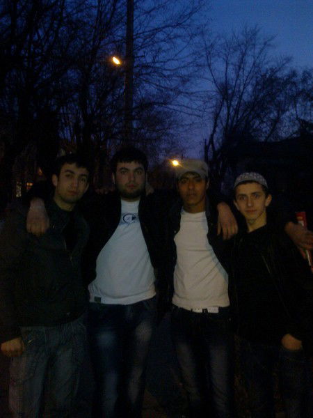 Ислам Гаджиев