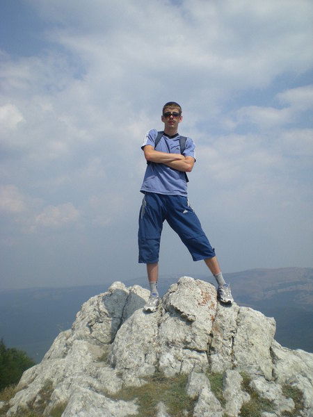 Андрей Андреев