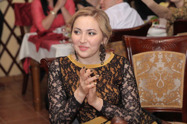 Айнур Утешова