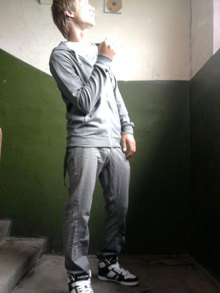 Неизвестно Неизвестно