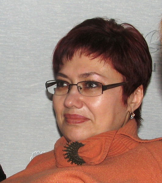 Елена Лось