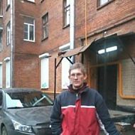 Илья Сухарев