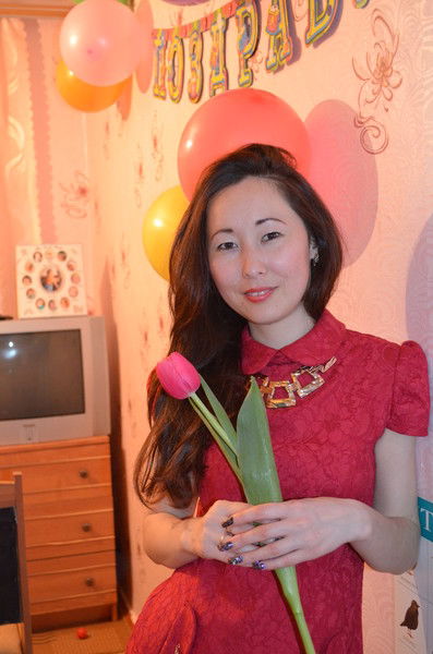 Назгуль Кадешова