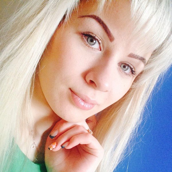 Яна Суворова