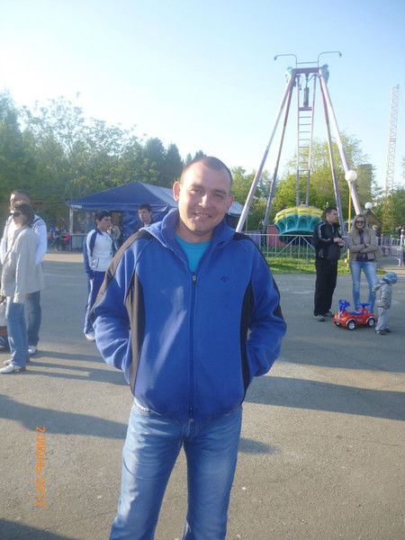 Антон Каркавин