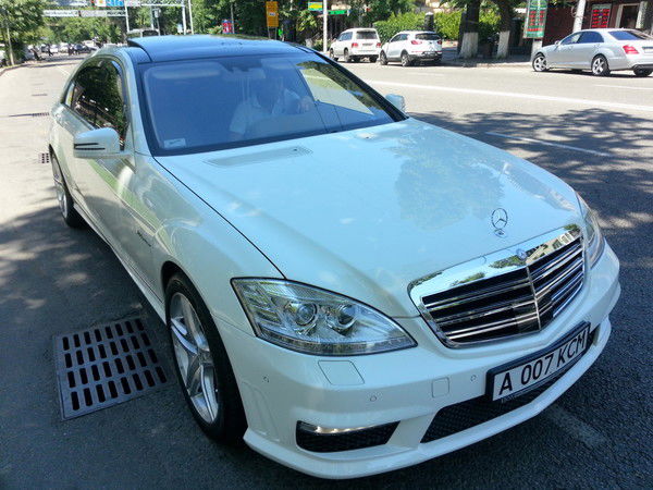 Азиз Ахметов