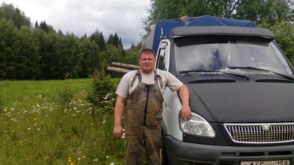 Алексей Максимов