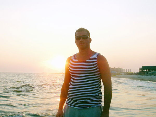 Руслан Мельник