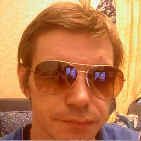 Александр Лавров