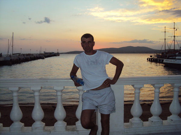 Дмитрий Степанов