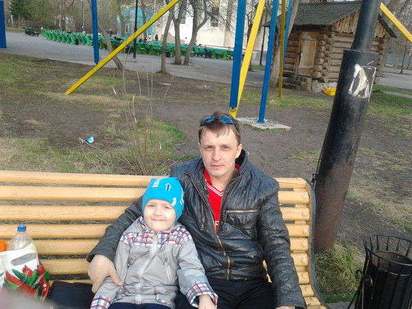 Александр Сухин