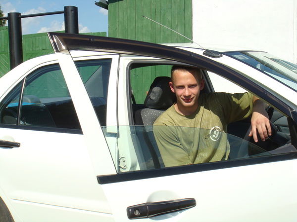 Борис Демидов