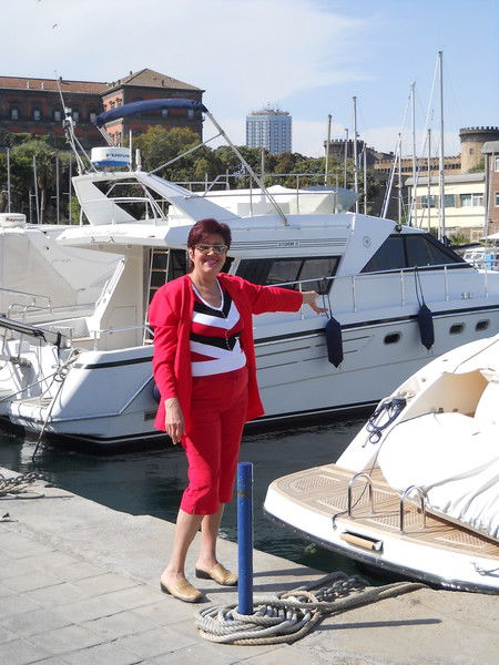 Анжела Лутова