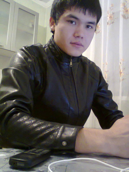 Азамат Серикбаев