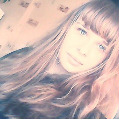 Юля Селянинова