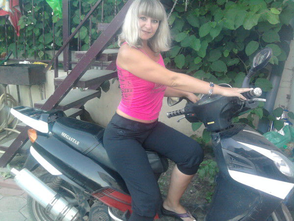 Лена Никитенко