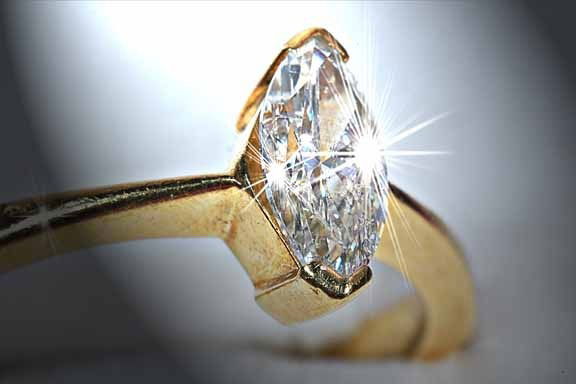 Данияр Садыков