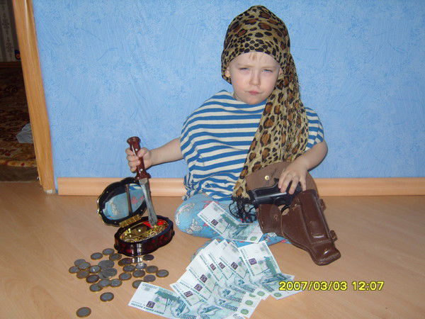 Денис Митрофанов