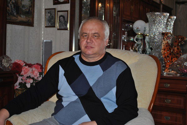 Александр Хренов