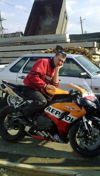 Виталий Унщиков