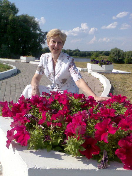 Елена Бобкова