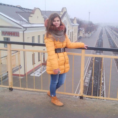 Вика Добровольская