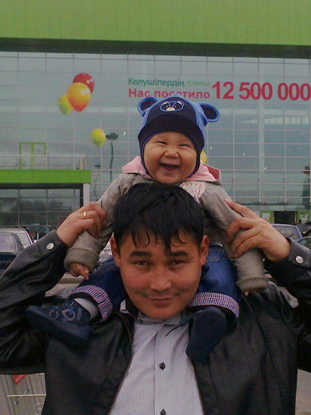 Нуркен Султанбек