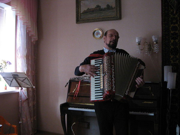 Анатолий Фоменко