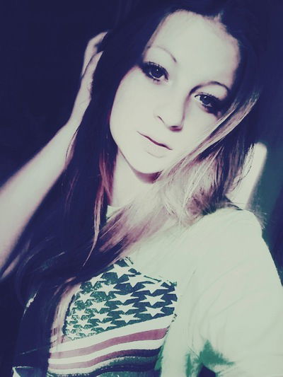 Анютка Шустова