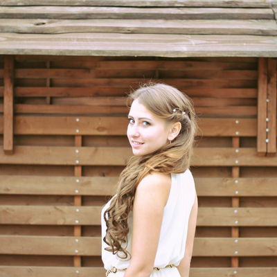 Тори Милатова