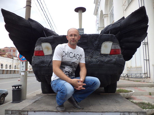 Алексей Овчаренко