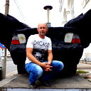 Алексей Овчаренко