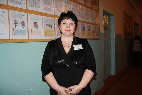 Лариса Артёмова