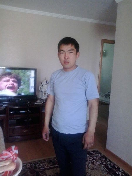 Рабат Маханов