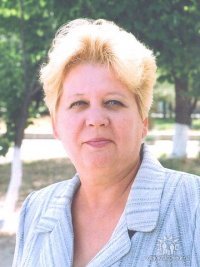 Валя Суворова