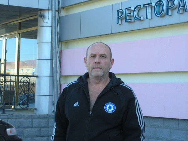 Александр Хлопотин