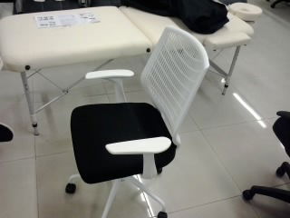 Еркен Искаков