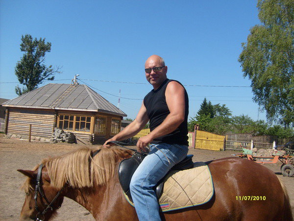 Олег Профатилов