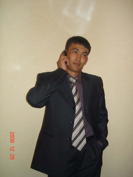 Санжар Таниев