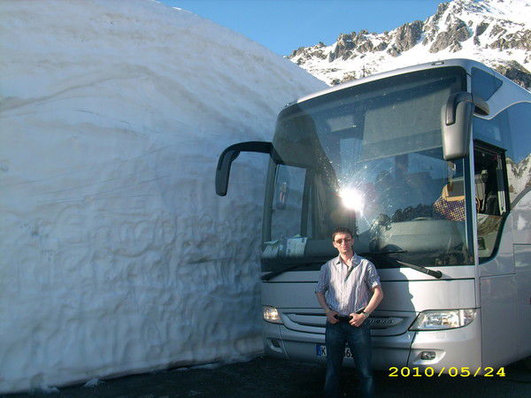 Игорь Логвинов