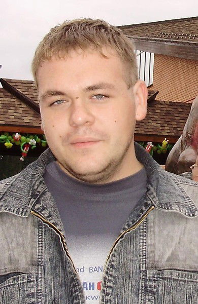 Антон Макаров