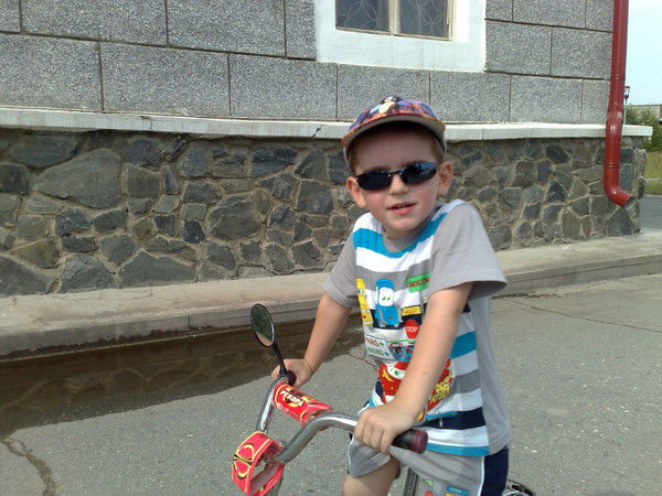 Данила Семенов