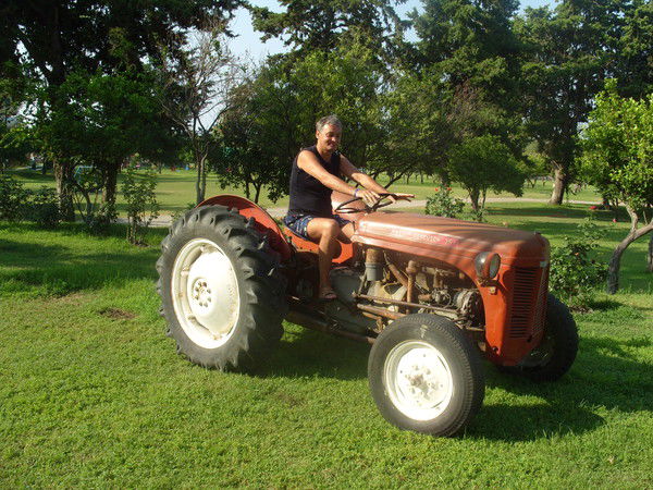 Олег Костенко