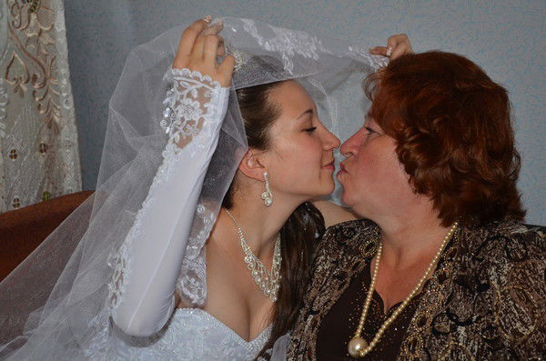 Елена Колонтаева