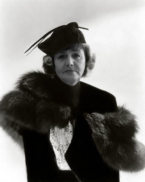 Алина Олейник