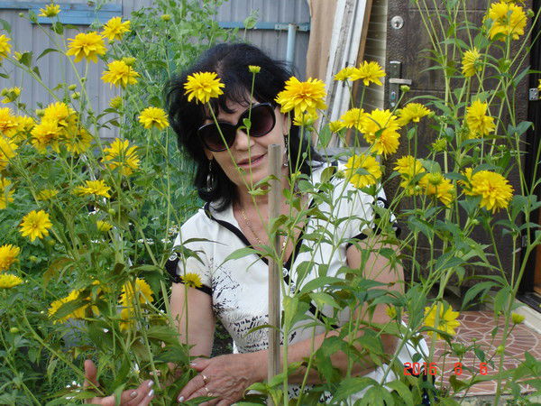 Лара Лариса