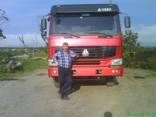 Анатолий Яловой