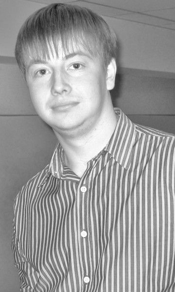 Илья Новиков